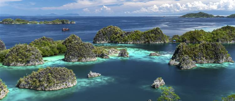 raja ampat indonezia