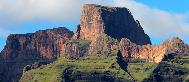 muntii drakensberg africa de sud