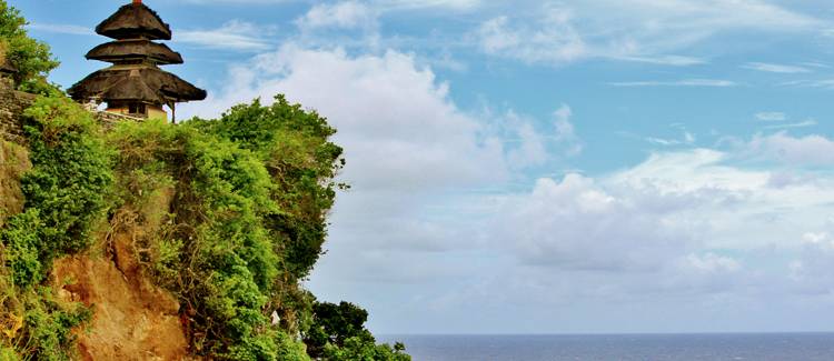 templul uluwatu bali